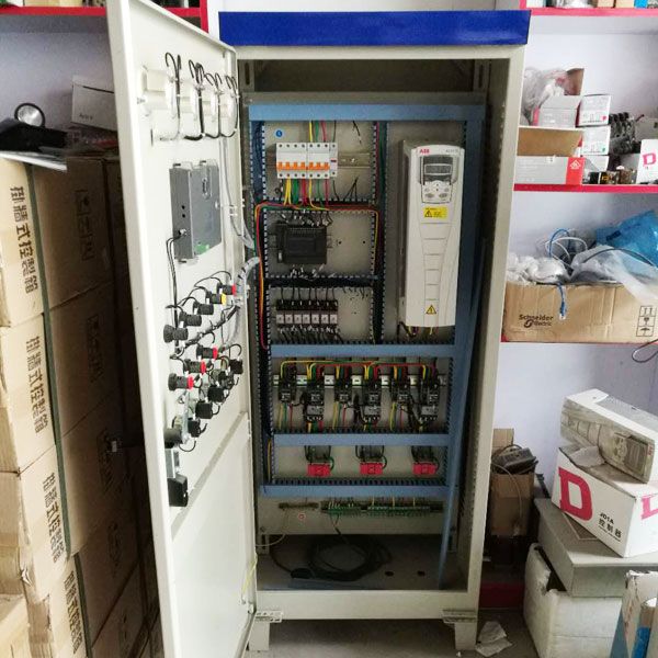 PLC控製櫃